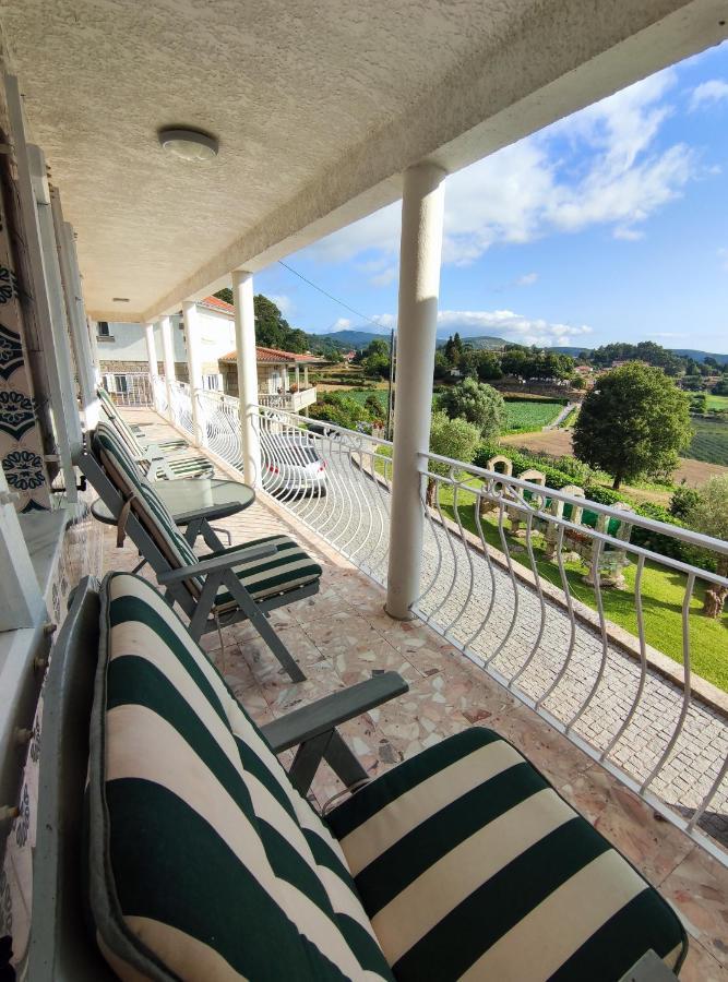 パレーデス・デ・コウラ Casa Da Mataヴィラ エクステリア 写真